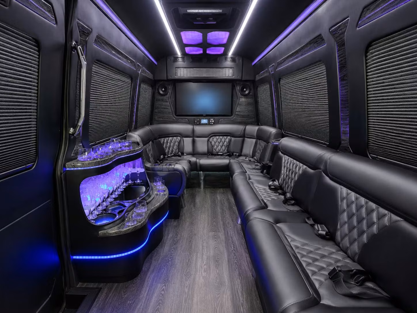 corporate long distance transportation for sterling heights and macomb county businesses