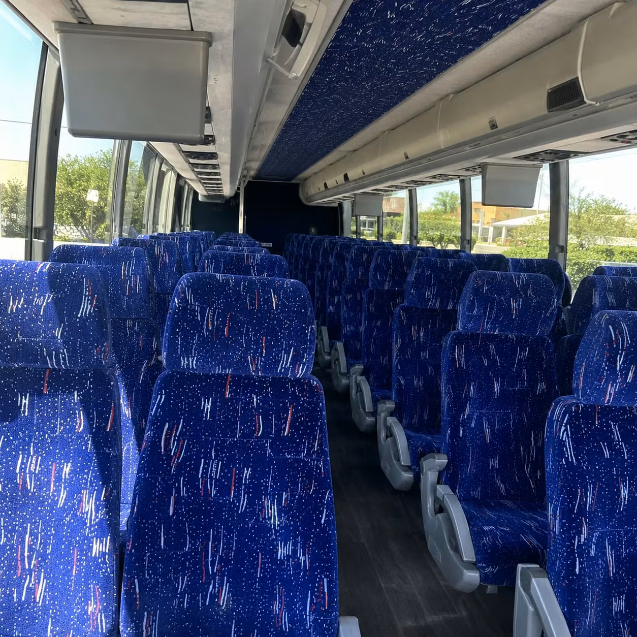 let a charter bus handle your sterling heights group s next airport run