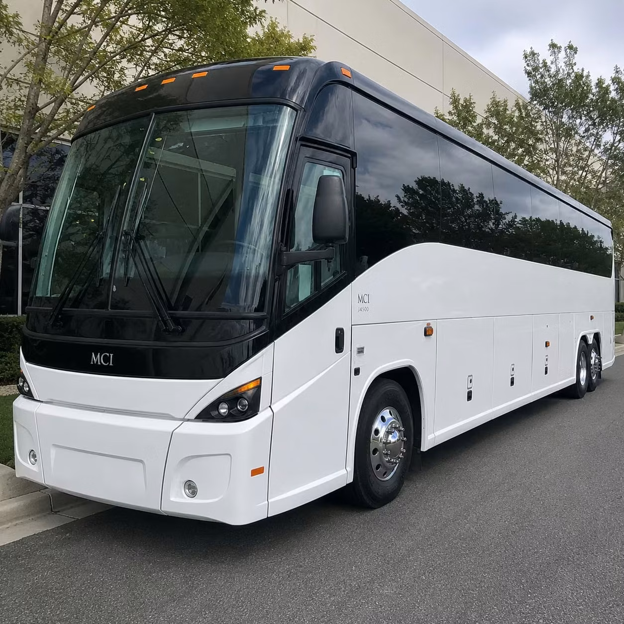 multi day and long distance government charter bus rentals from sterling heights